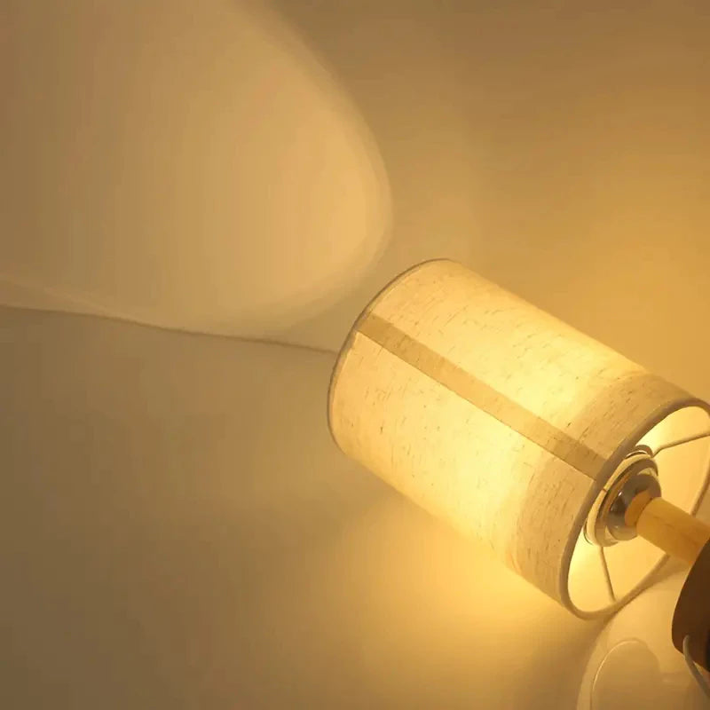 Luminária de Mesa de Madeira Nórdica 04